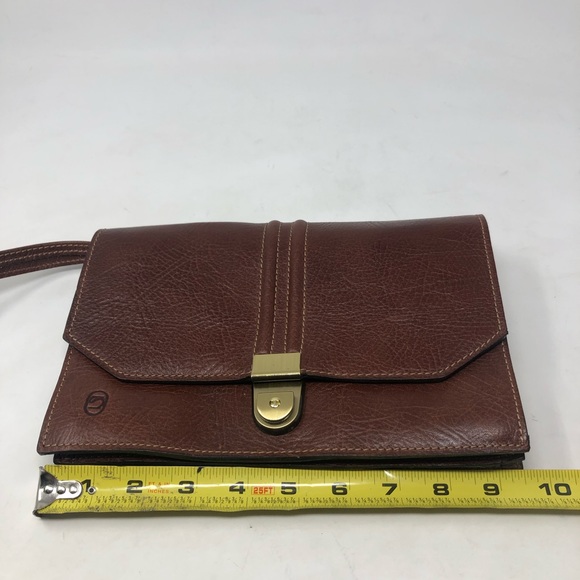 Matias Salva Leather Wristlet - Picture 8 of 9